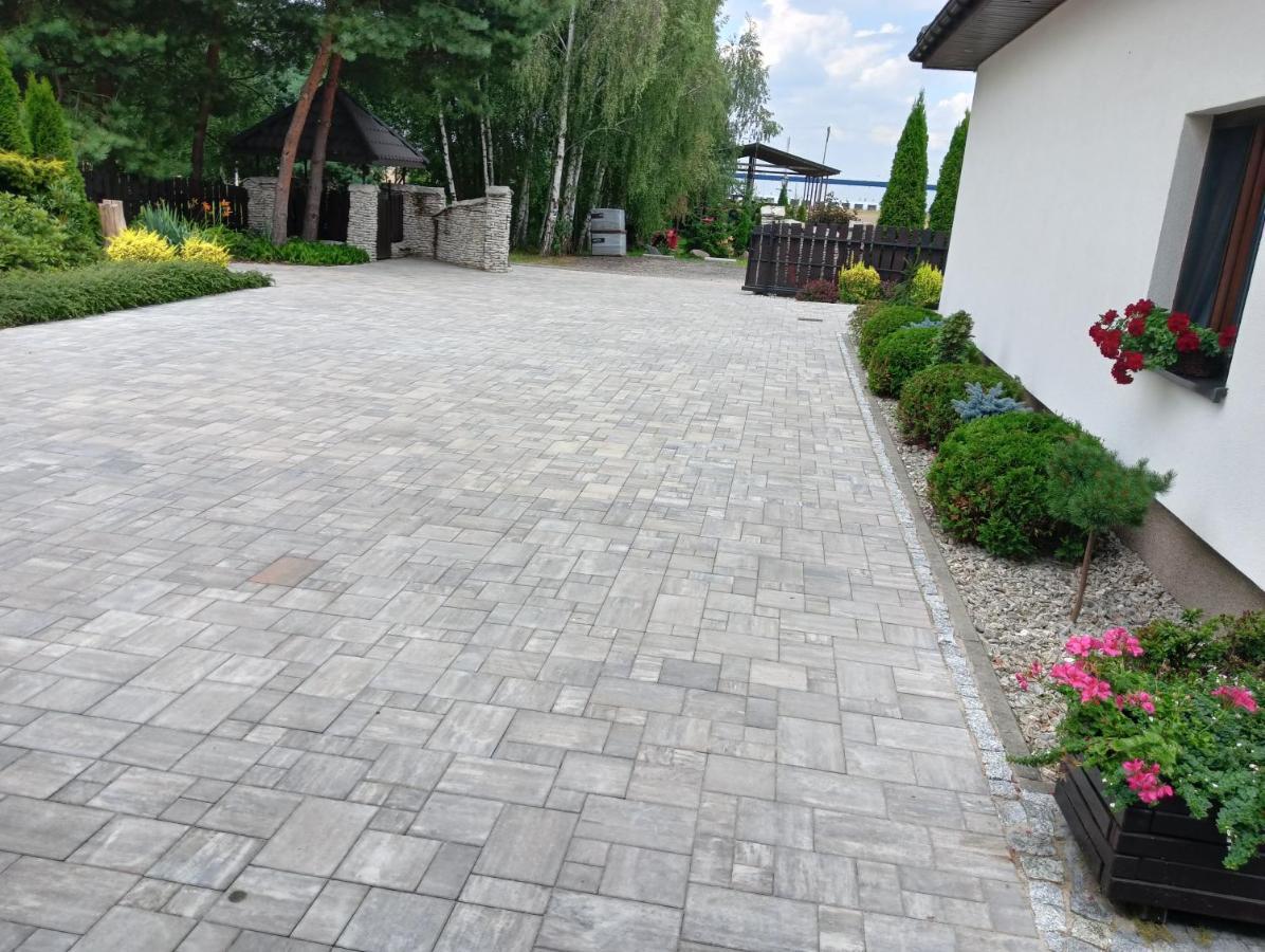 Zacisze Apartment Rozalin  Bagian luar foto