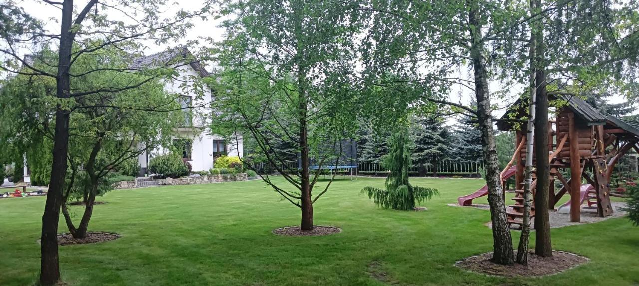 Zacisze Apartment Rozalin  Bagian luar foto