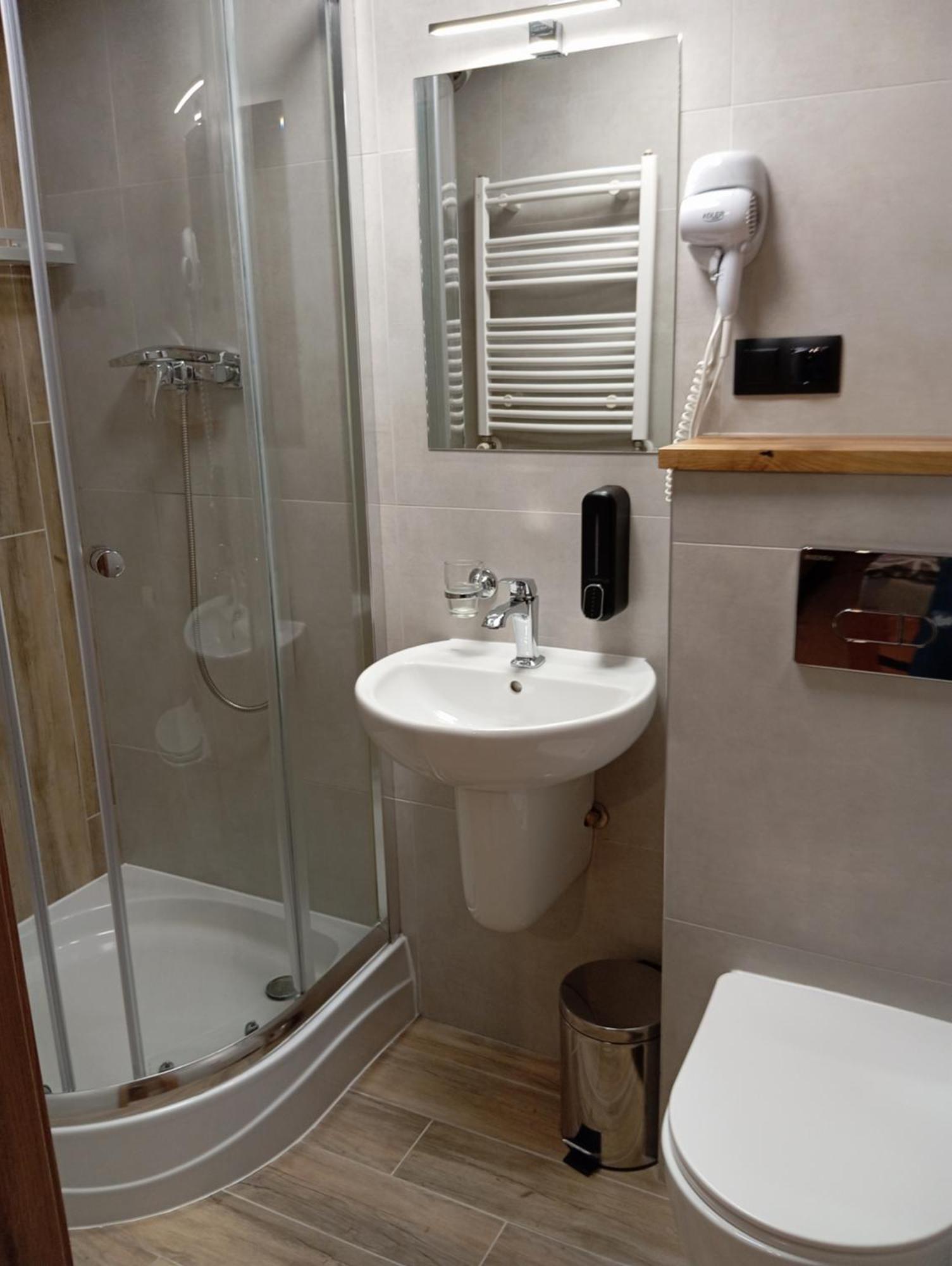 Zacisze Apartment Rozalin  Ruang foto