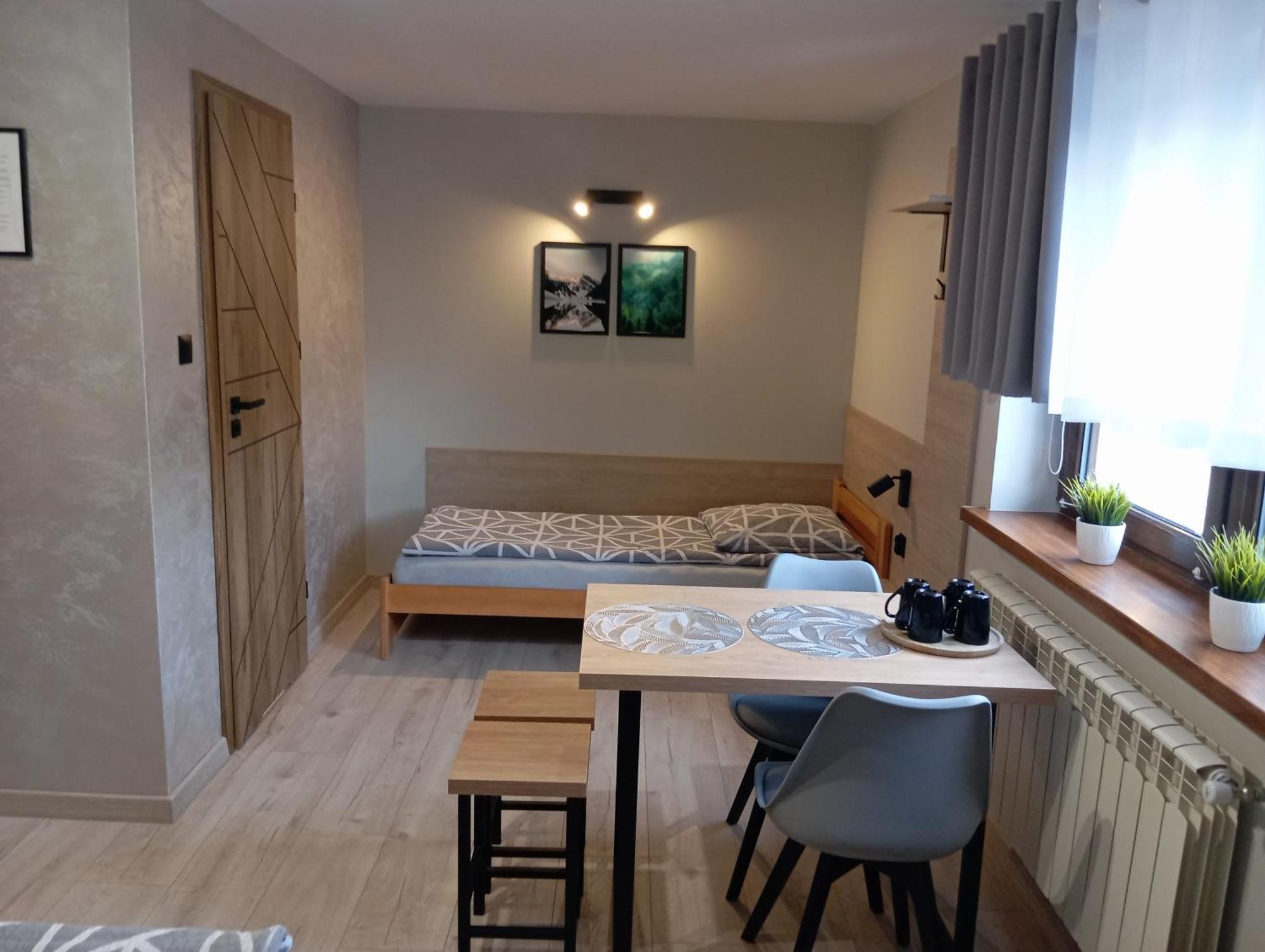 Zacisze Apartment Rozalin  Bagian luar foto