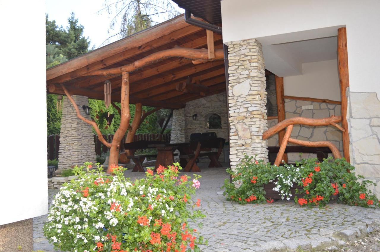 Zacisze Apartment Rozalin  Bagian luar foto